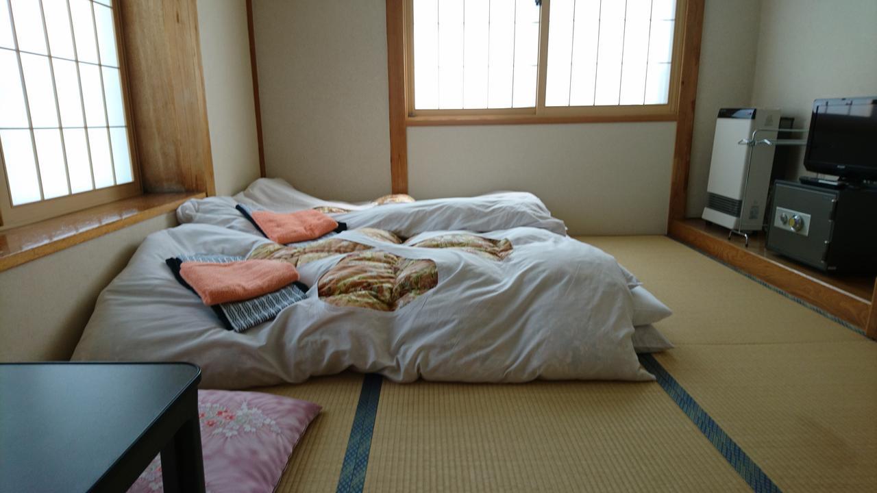 Apple Inn Takasaka Nozawaonsen Exterior foto