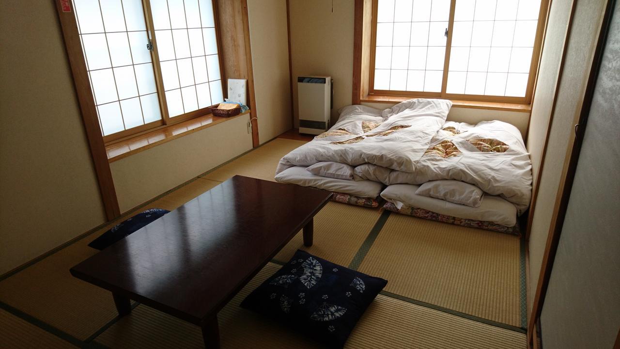 Apple Inn Takasaka Nozawaonsen Exterior foto